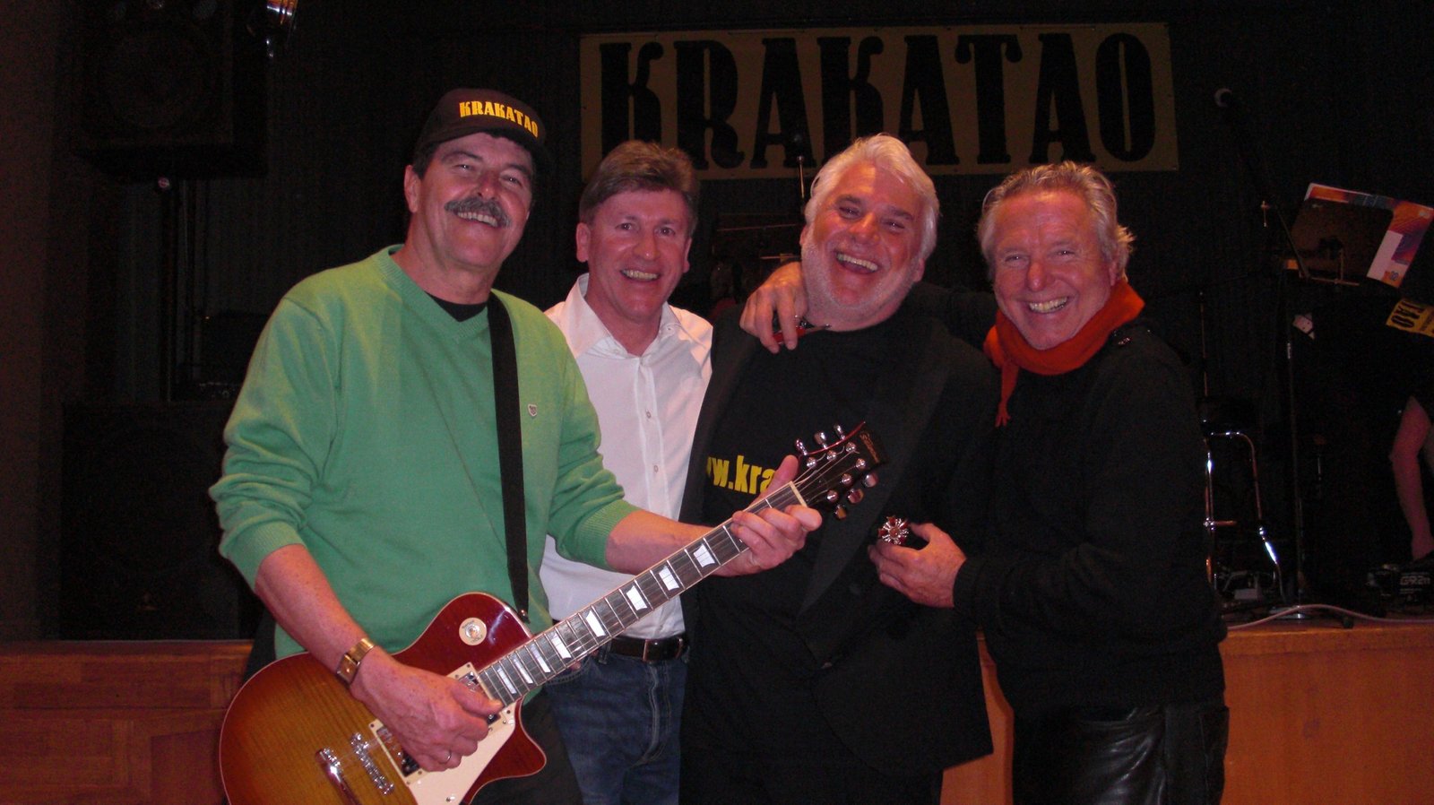 Nach dem Konzert vor dem Krakatao-Banner